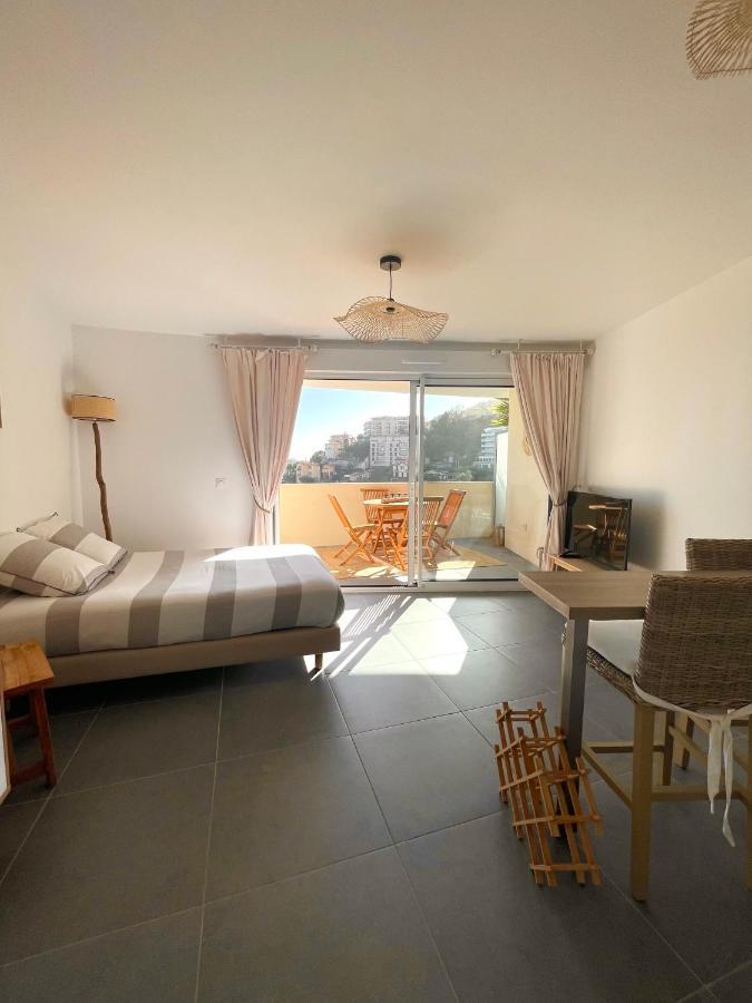 Luxueux Studio Neuf - Frontiere Monaco - Piscine - Parking Prive Bagian luar foto